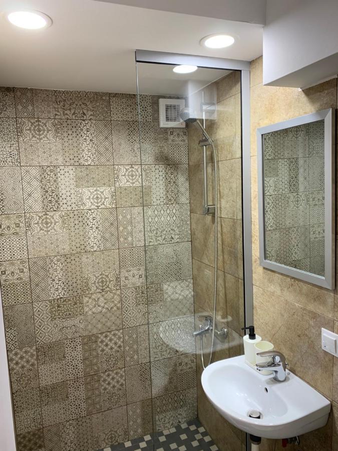 Apartment City Center Питещ Екстериор снимка